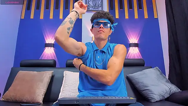 imsammytop online show from 10/22/25, 11:32