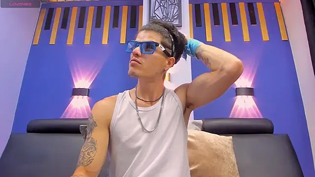 imsammytop online show from 10/24/25, 11:17