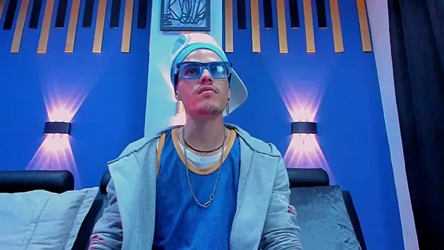 Snapshot of imsammytop chatting on 10/30/25, 11:11 imsammytop online show from 10/30/25, 11:11