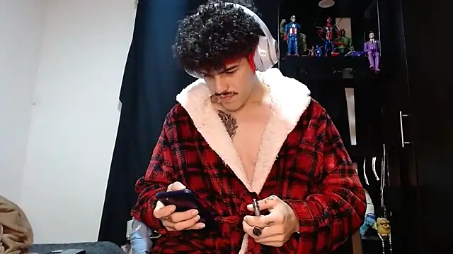 Snapshot of imsammytop chatting on 12/19/25, 11:39 imsammytop online show from 12/19/25, 11:39