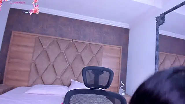 ScarletEvanss  online show from 02/01/26, 10:58