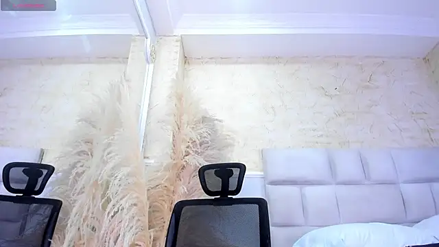 ScarletEvanss  online show from 04/08/26, 11:21