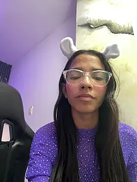 Snapshot of ScarletEvanss_ chatting on 06/20/26, 11:02 ScarletEvanss online show from 06/20/26, 11:02