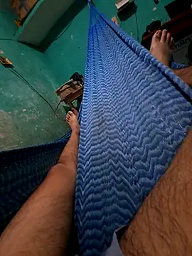 Snapshot of Neilhot98 chatting on 10/22/25, 04:35 Neilhot98 online show from 10/22/25, 04:35