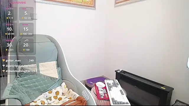 selinajuan online show from 11/14/25, 01:54