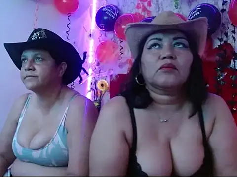 DannaLanegra2 online show from 10/12/25, 05:01