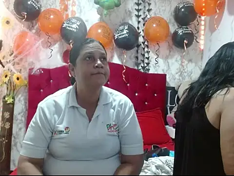 DannaLanegra2 online show from 10/14/25, 05:14