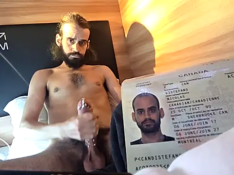 sexyyitaliano69 online show from 10/07/25, 08:17