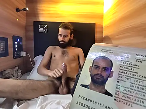 sexyyitaliano69 online show from 10/09/25, 12:19