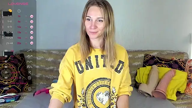 Amalia Mio online show from 10/24/25, 10:11