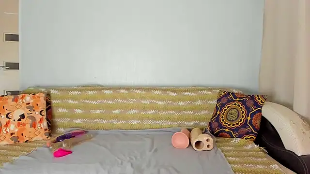 Amalia Mio online show from 11/30/25, 08:07