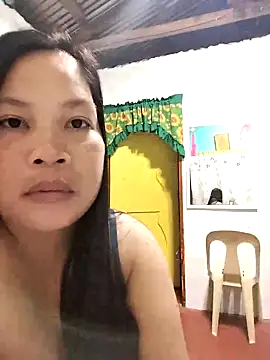 Snapshot of shyhotpinay_32 chatting on 10/21/25, 05:13 shyhotpinay 32 online show from 10/21/25, 05:13