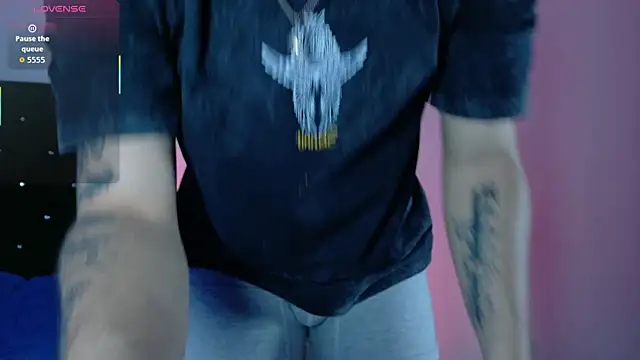 angel kyrozz online show from 04/20/26, 07:04