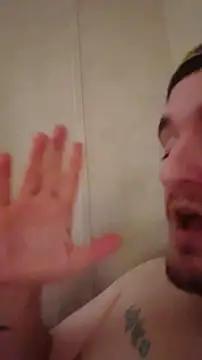 Snapshot of amandatheblondewife chatting on 12/23/25, 04:32 amandatheblondewife online show from 12/23/25, 04:32