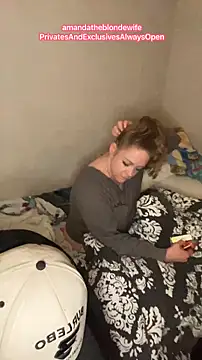 amandatheblondewife online show from 04/10/26, 07:13