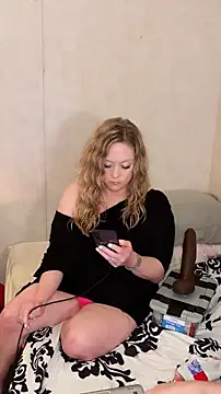amandatheblondewife online show from 07/17/26, 09:16