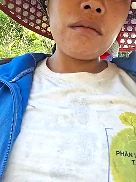 miomio-12 online show from 10/13/25, 02:11