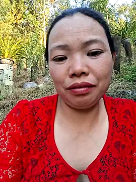 miomio-12 online show from 10/19/25, 09:43