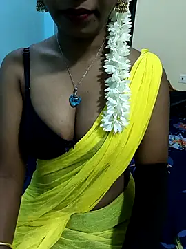 Chennai-couples online show from 12/18/25, 03:29