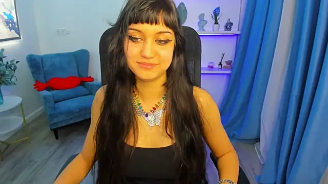 TiffanyYounge online show from 04/01/26, 01:41