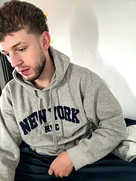 noah red online show from 11/03/25, 03:13