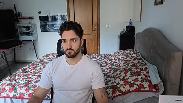 Al3xox02 online show from 01/11/26, 12:43