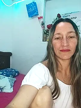 Keila10 online show from 10/30/25, 02:02