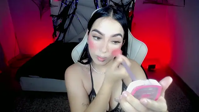 Snapshot of cielooo_ chatting on 10/25/25, 08:47 cielooo online show from 10/25/25, 08:47