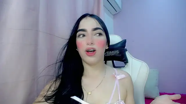 Snapshot of cielooo_ chatting on 04/11/26, 04:17 cielooo online show from 04/11/26, 04:17