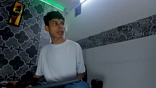 sexyboys cutex18 online show from 02/07/26, 08:56