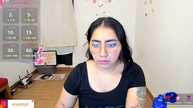 LoveLyy- online show from 03/12/26, 08:04