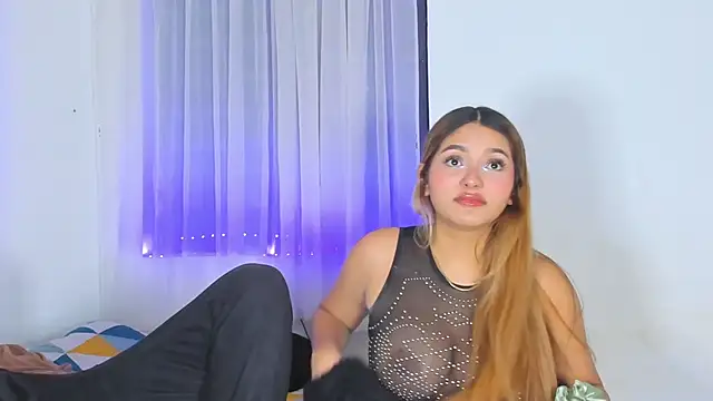 Sexy Couple Xx online show from 10/23/25, 10:25