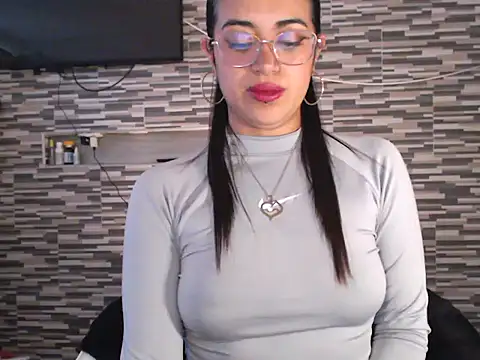 Carla Bennett   online show from 10/12/25, 11:09