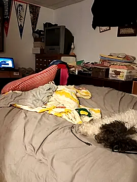 Lauren2012ss online show from 11/13/25, 04:11