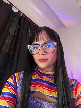 AlannaDollx online show from 10/31/25, 01:23