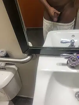 black twbig online show from 04/05/26, 01:41