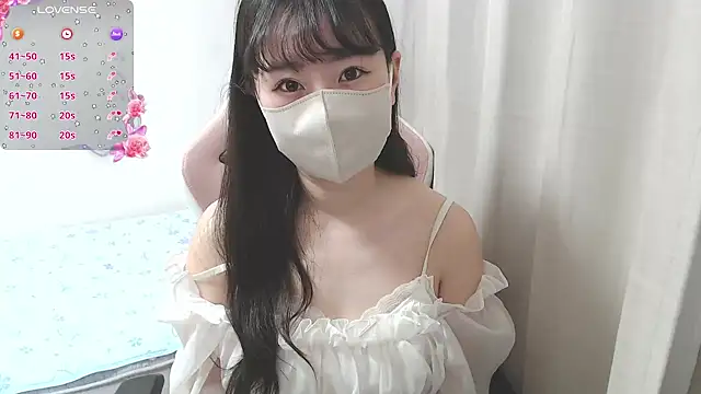 hinako08 online show from 12/05/25, 01:36