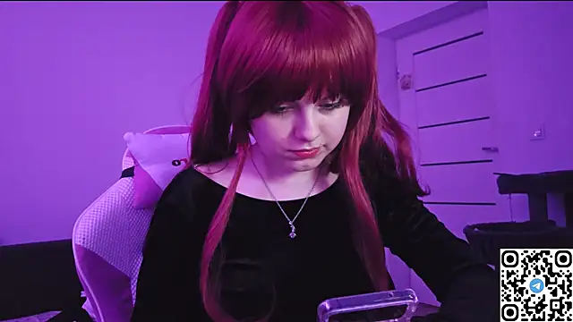 KristiBloom online show from 11/14/25, 04:55