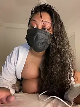 Monica  Bellucci   online show from 03/20/26, 04:12