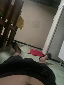 Snapshot of josezinho121314 chatting on 02/21/26, 04:30 josezinho121314 online show from 02/21/26, 04:30