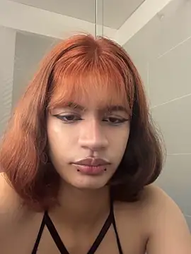 Snapshot of sukulaurens chatting on 10/27/25, 03:54 sukulaurens online show from 10/27/25, 03:54