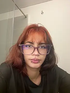 Snapshot of sukulaurens chatting on 10/28/25, 01:20 sukulaurens online show from 10/28/25, 01:20