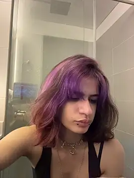 Snapshot of sukulaurens chatting on 12/18/25, 06:52 sukulaurens online show from 12/18/25, 06:52