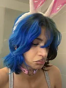 Snapshot of sukulaurens chatting on 03/13/26, 12:06 sukulaurens online show from 03/13/26, 12:06