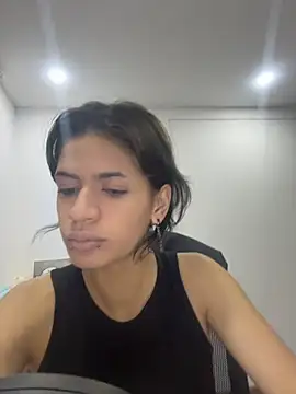 Snapshot of sukulaurens chatting on 07/25/26, 06:00 sukulaurens online show from 07/25/26, 06:00