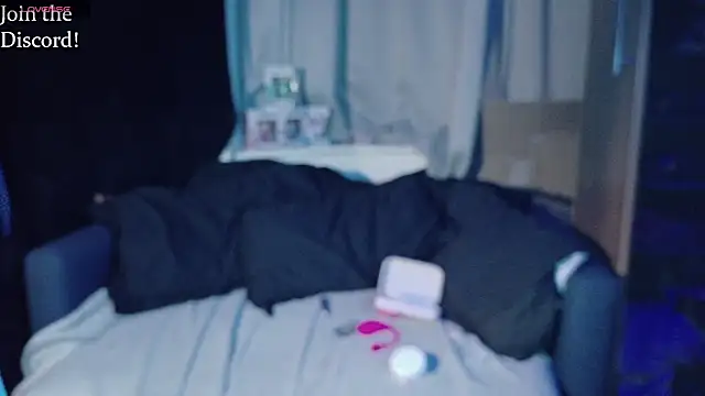 venusflytrapped online show from 02/12/26, 03:45