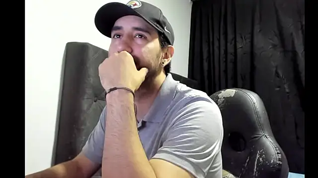 coolfriki online show from 10/28/25, 03:21