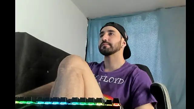 coolfriki online show from 02/07/26, 05:16