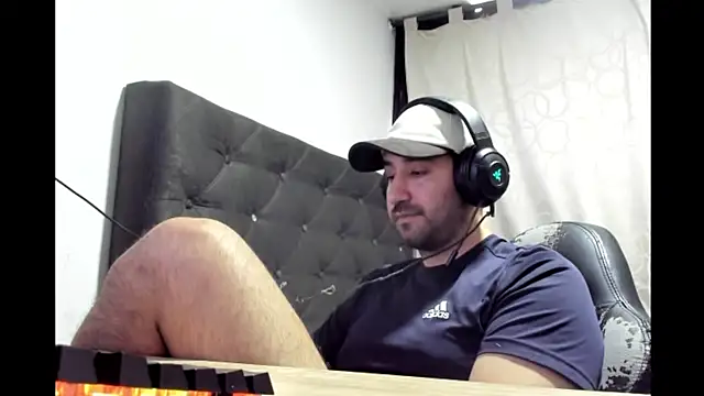 coolfriki online show from 04/04/26, 04:15