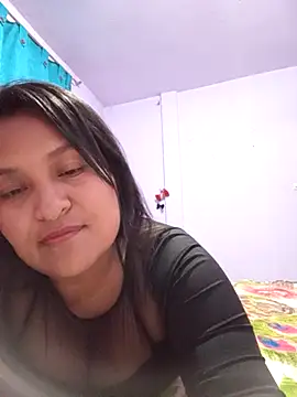 lucia00xx online show from 02/02/26, 02:43